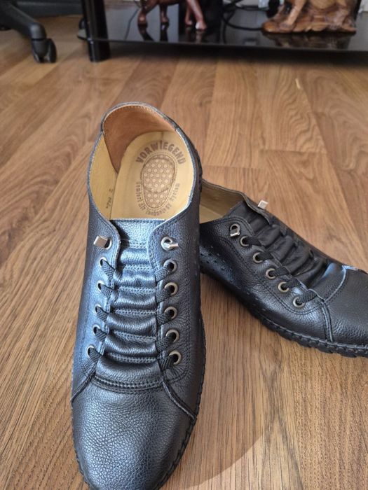 Продам обувь Vorwiegend