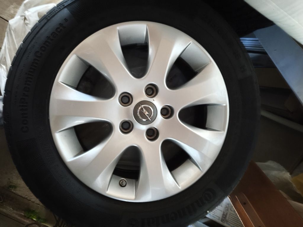 Колеса діски+резина 215.60.R16