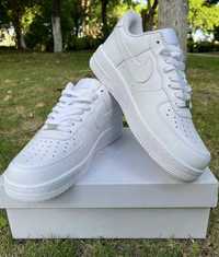 Nike Air Force 1 Low '07 White 45