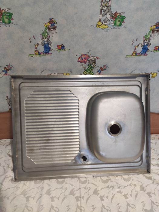 Продам мойку из нержавеющей стали для кухни