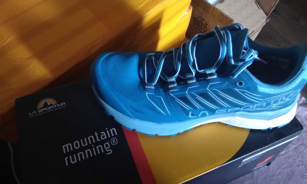 Lasportiva кросівки жіночі