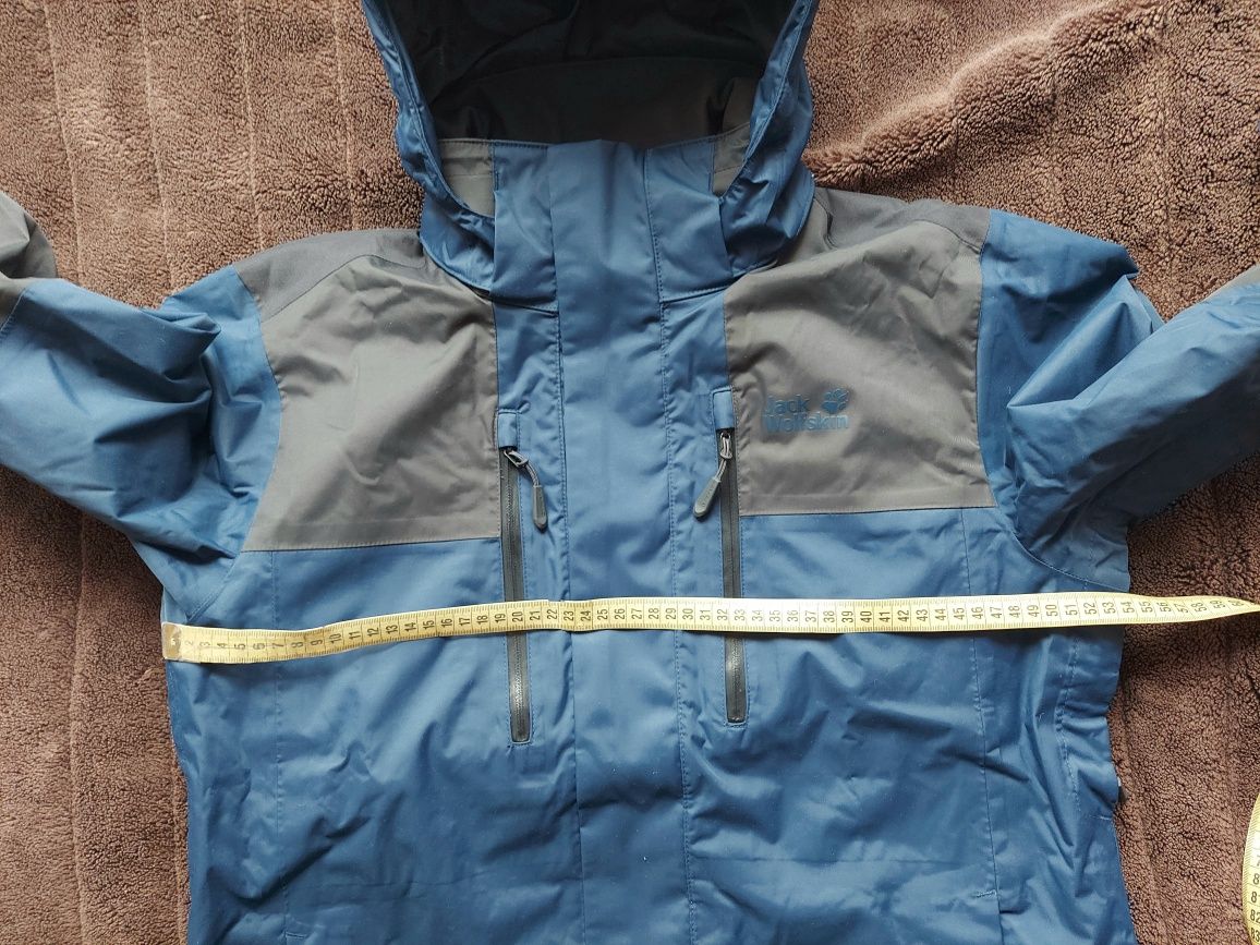 Куртка вітровка фірми Jack Wolfskin jasper Texapore оригінал 

Розмір