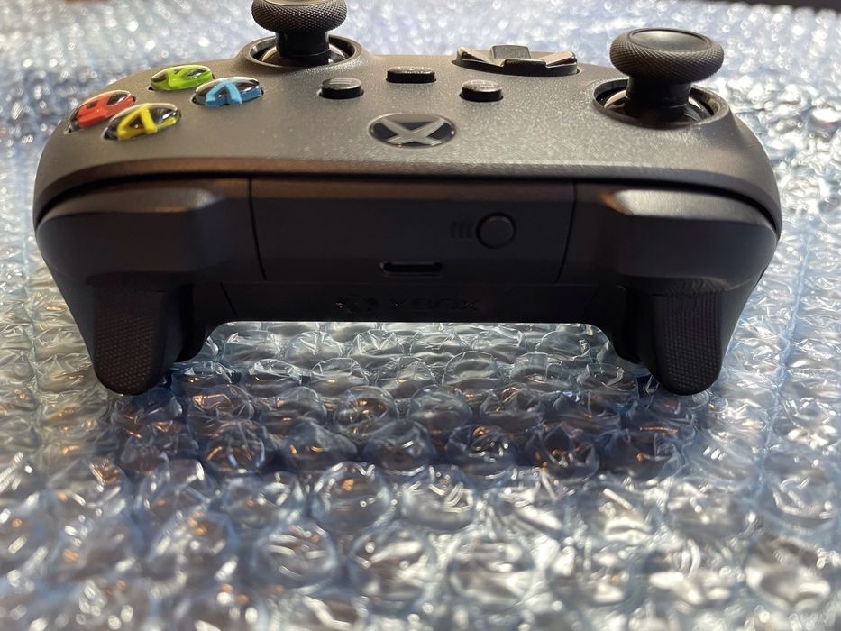 Геймпад Xbox Controller 1914 Carbon Black в гарному стані