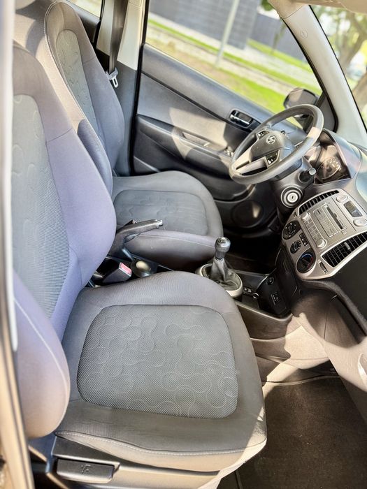 Hyundai 2011 1.2 Gasolina Nacional