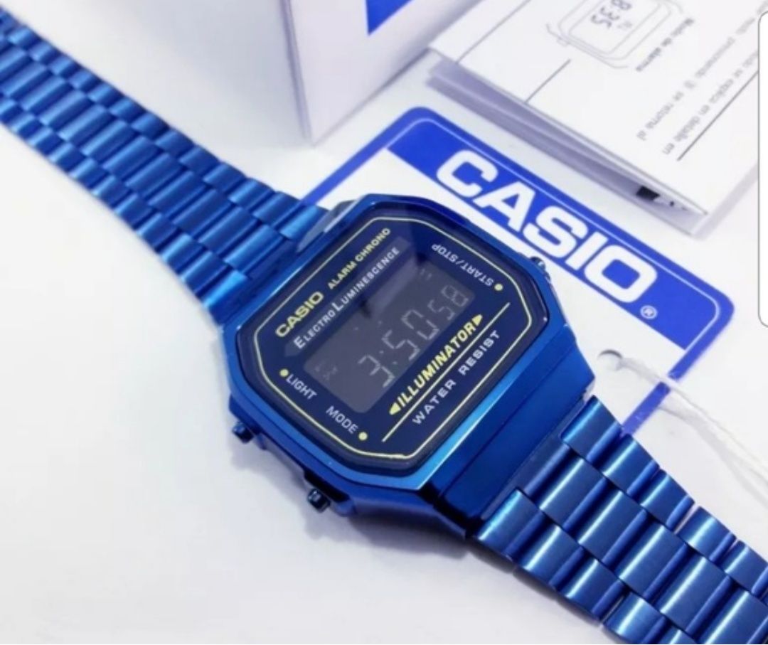 Casio A168 годинник Vintage блакитний синього кольору