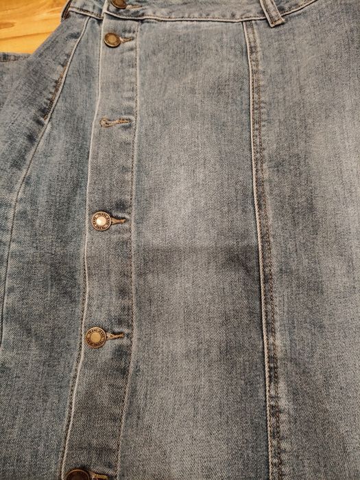 Długa spódnica dżinsowa