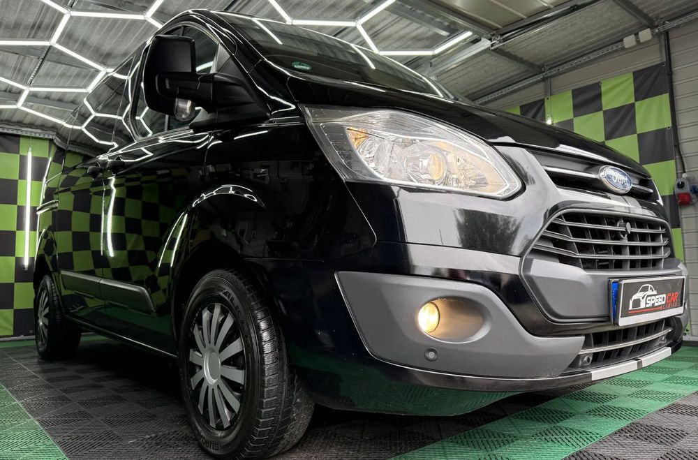 Ford Transit Custom 2.0 TDCi 170 KM- LIMITED-9 OSÓB NAVI Klima Nawiewy Parki Grz.fotele