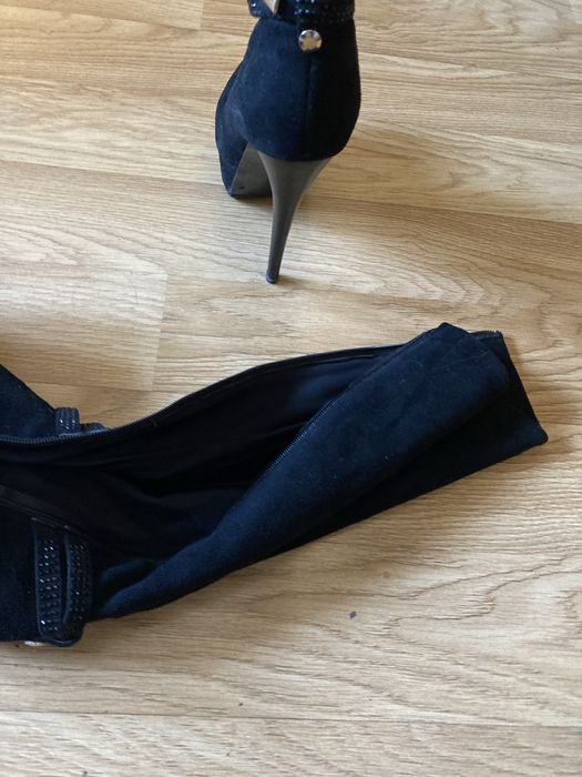 Подарок женщин и девушек