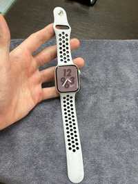 Apple Watch Series 7 45mm Starlight Aluminium Case