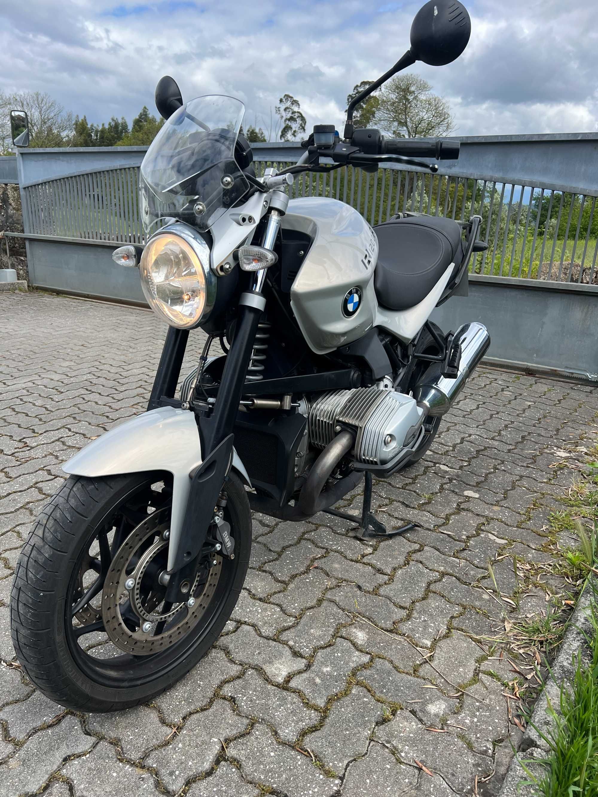 BMW R1200R Exelente