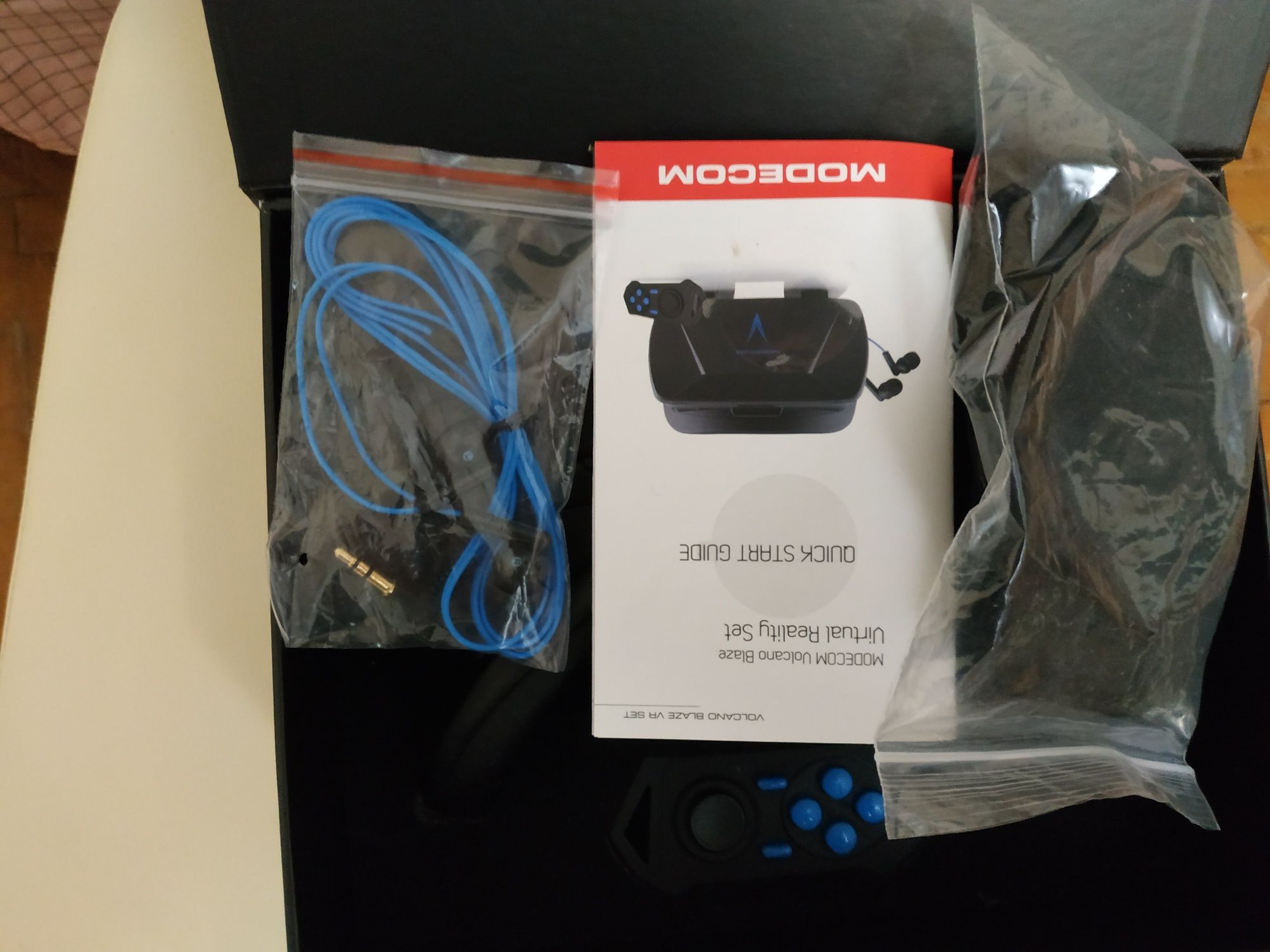 Очки/комплект виртуальной реальности для смартфона Modecom Volcano