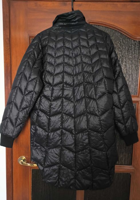 Czarna damska kurtka pikowana przejściowa nowa M