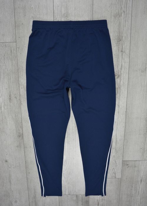 Dresy Under Armour