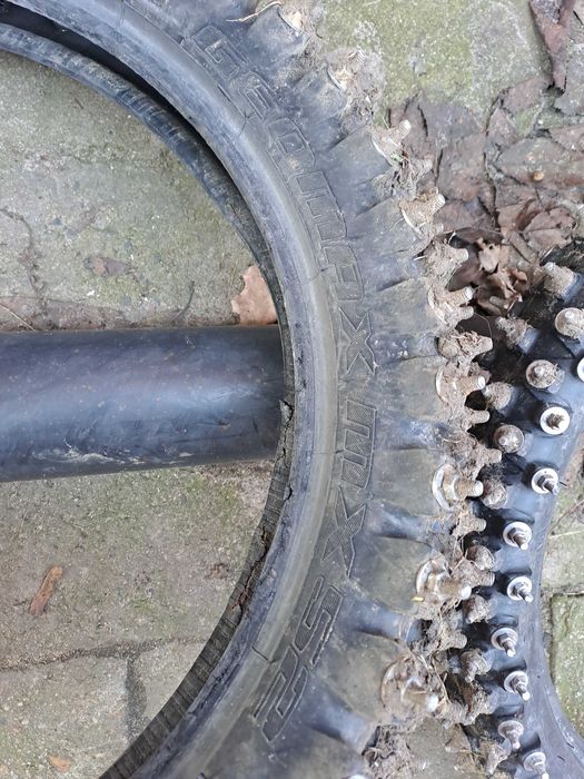 Opony cross z kolcami 16/19cali