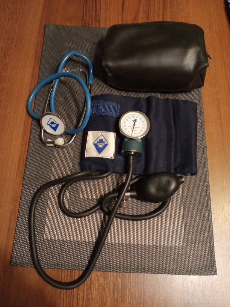 Ciśnieniomierz zegarowy Gomed+ stetoskop