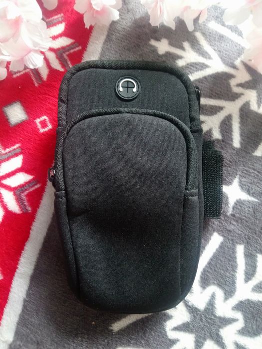 Etui, saszetka na ramię do biegania