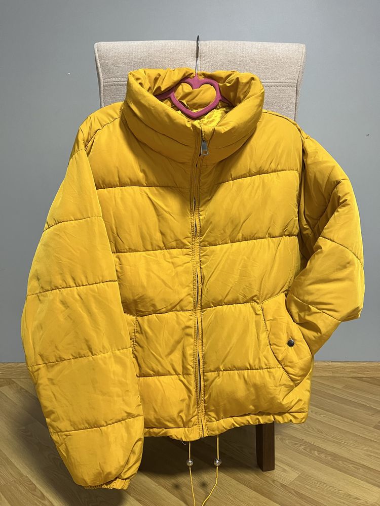 Курточка осінь весна pull bear