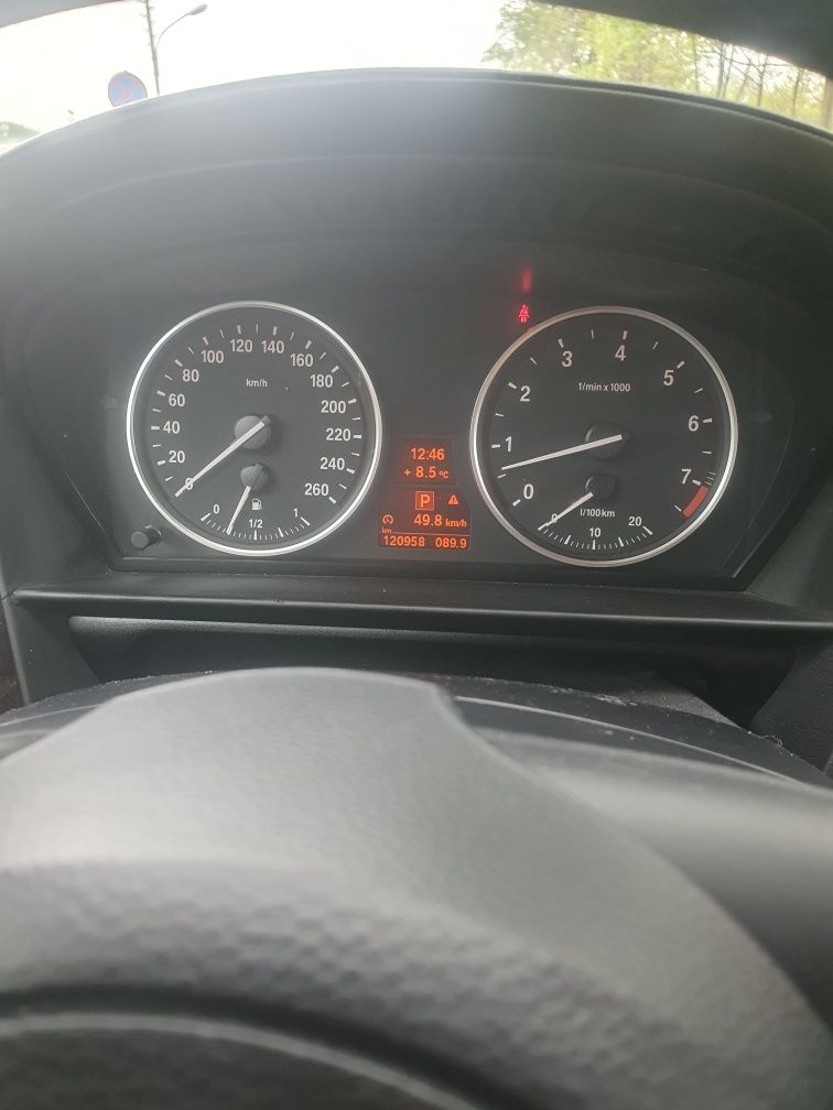 Bmw e61 530i 272km