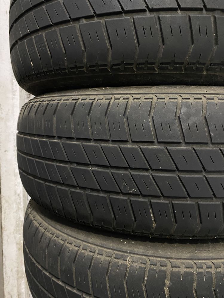 Jantes de ferro + pneus Michelin para Mercedes (16 polegadas)