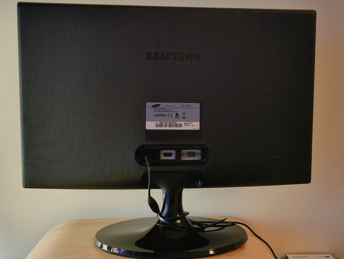 Monitor Samsung Full HD