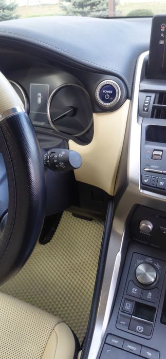 Гибрид Lexus nx 300