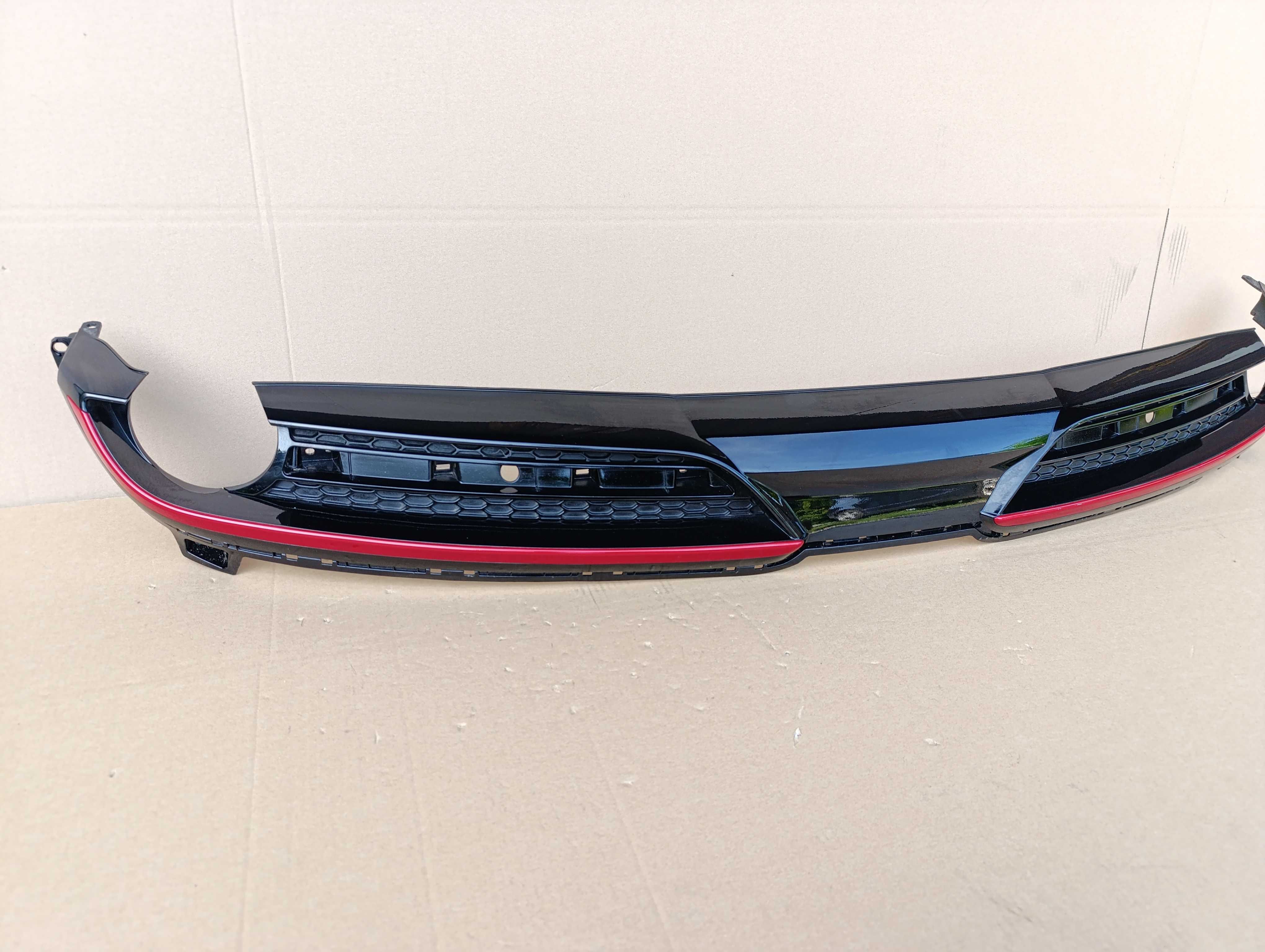 KIA PRO CEED III Lift GT Line dokładka zderzaka tył tylna dyfuzor igła