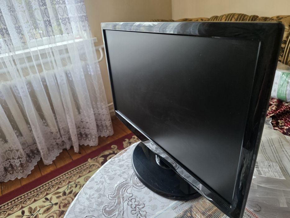 Монітор LG w2243s