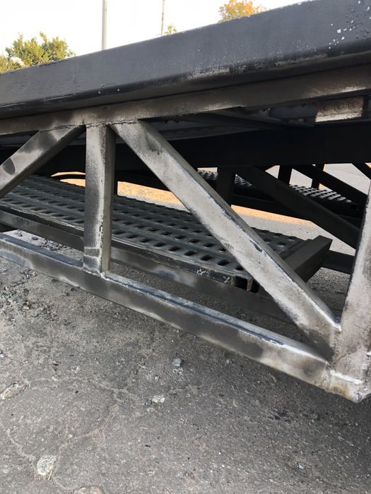 Продам евакуатор-маніпулятор TATA