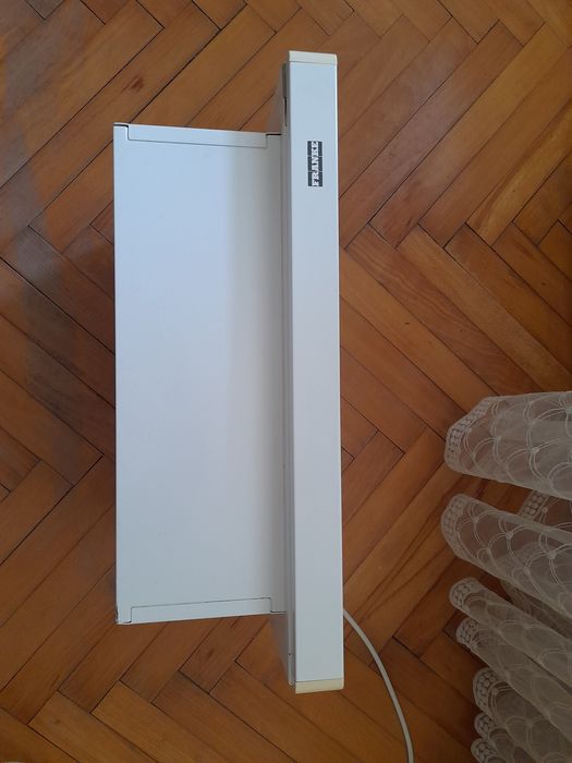 Продається витяжка, на кухню.