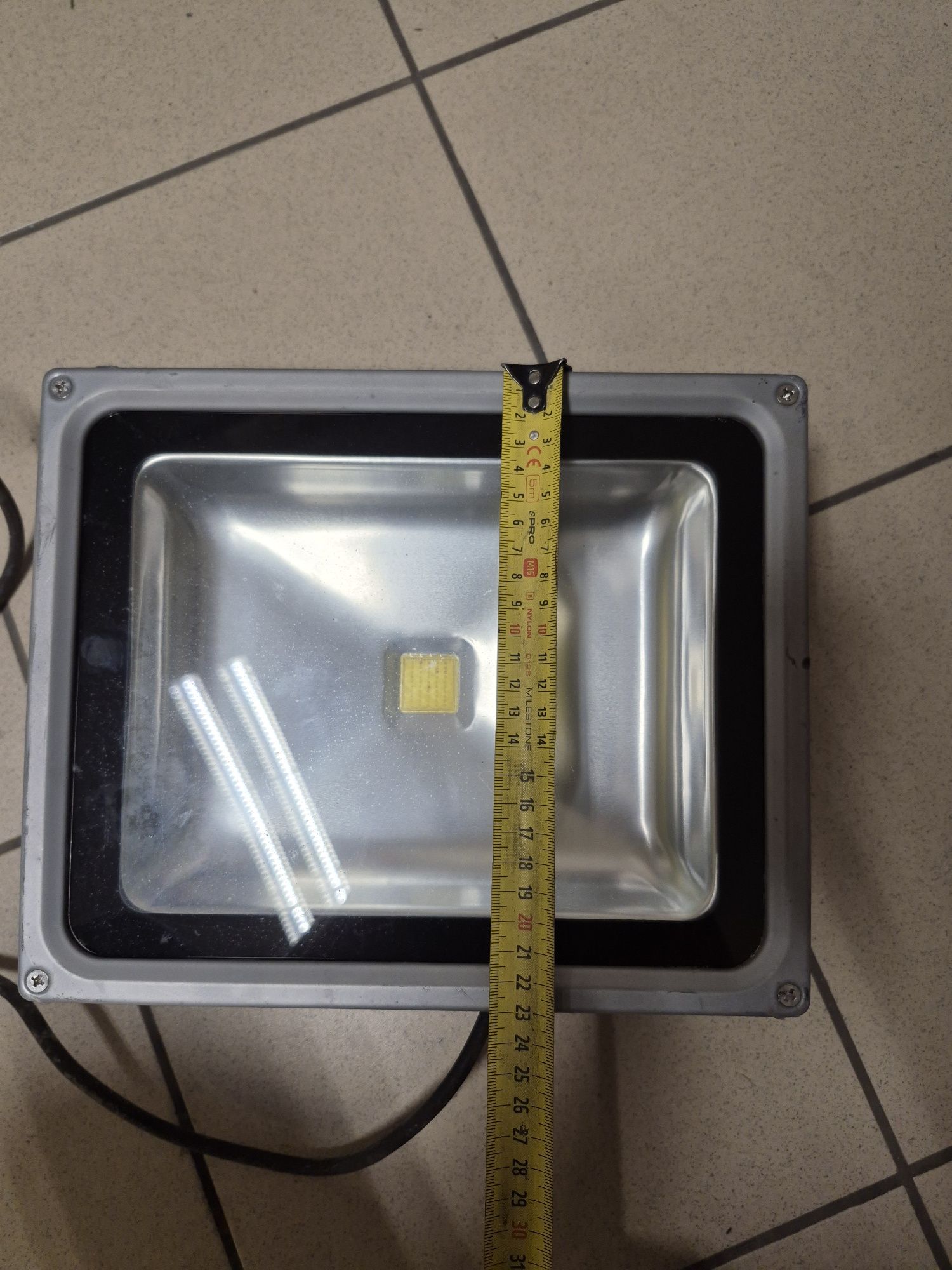 3 halogeny uszkodzone 3010lm Kanlux