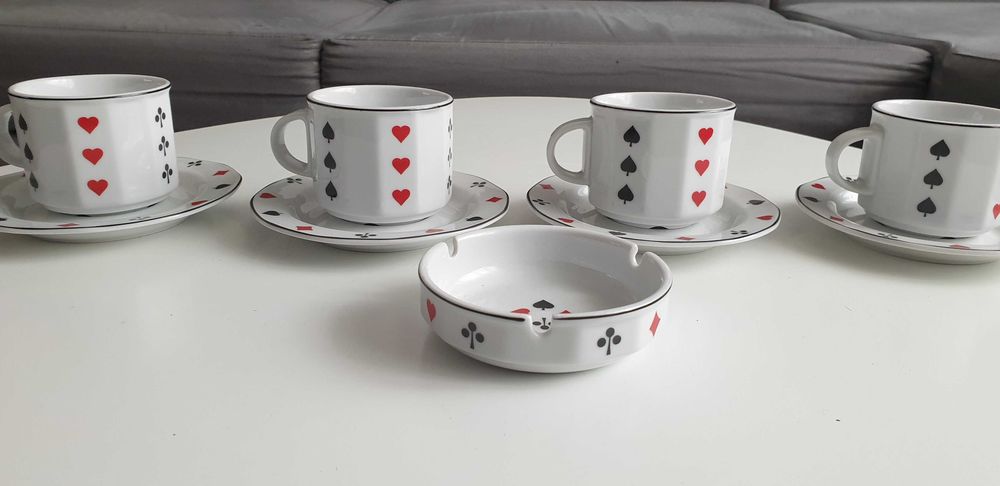 Starocie z Gdyni - Porcelana LUBIANA - zestaw karciany z popielniczkom