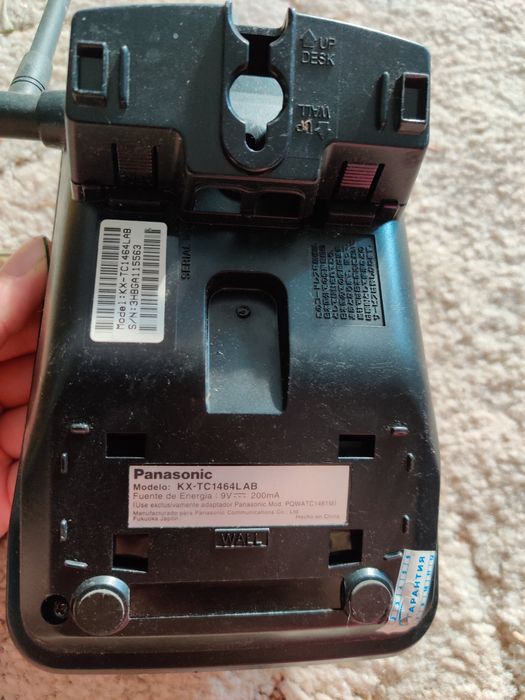 Телефон panasonic model KX-TC1464LAB