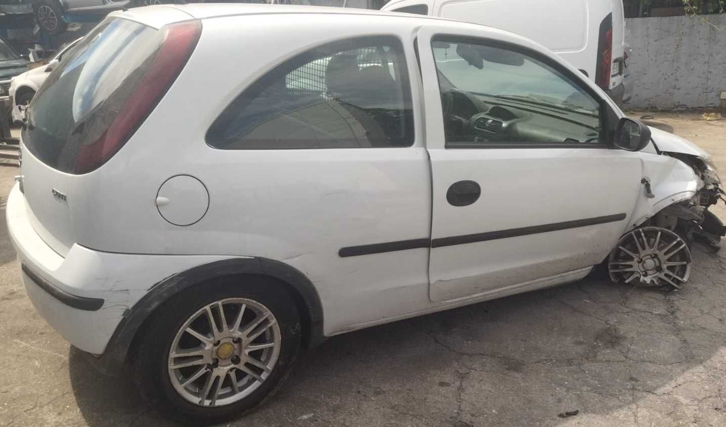 Opel Corsa C 1.3 CDTI | PARA PEÇAS |
