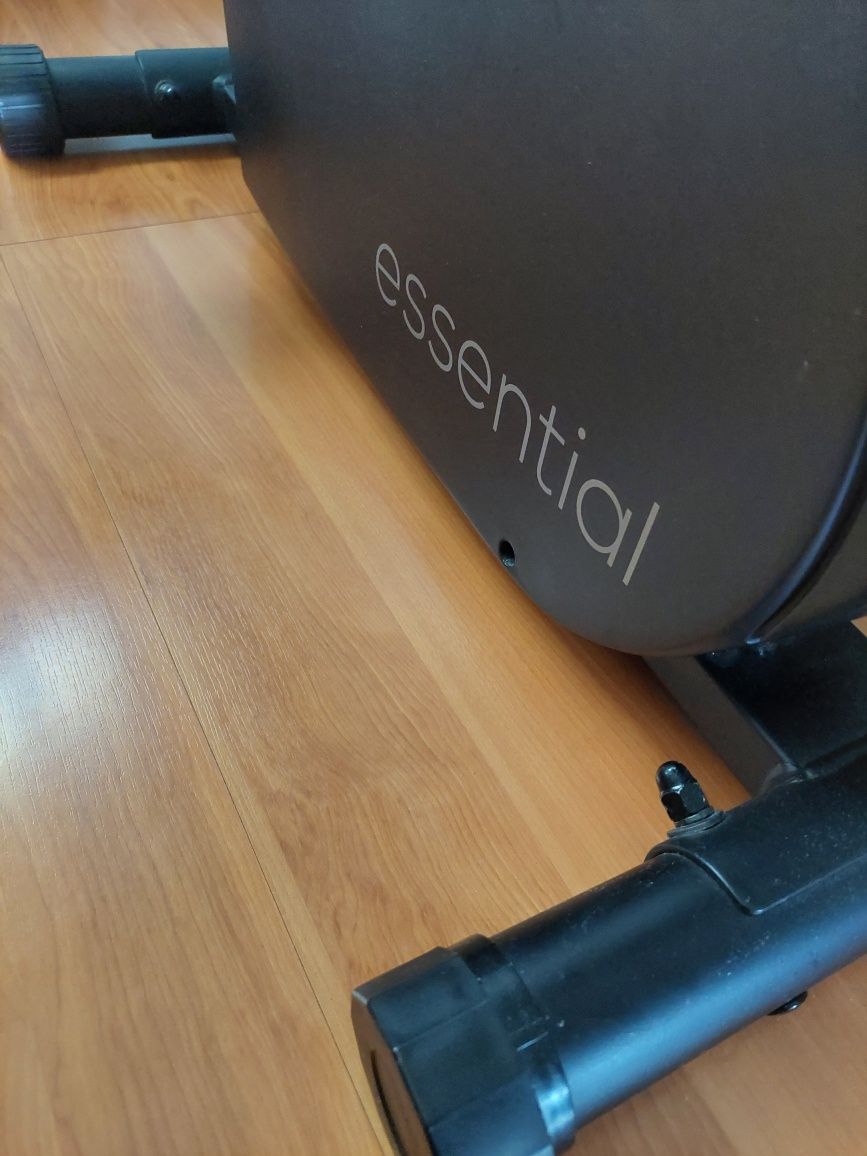 Bicicleta estática Essential Decathlon