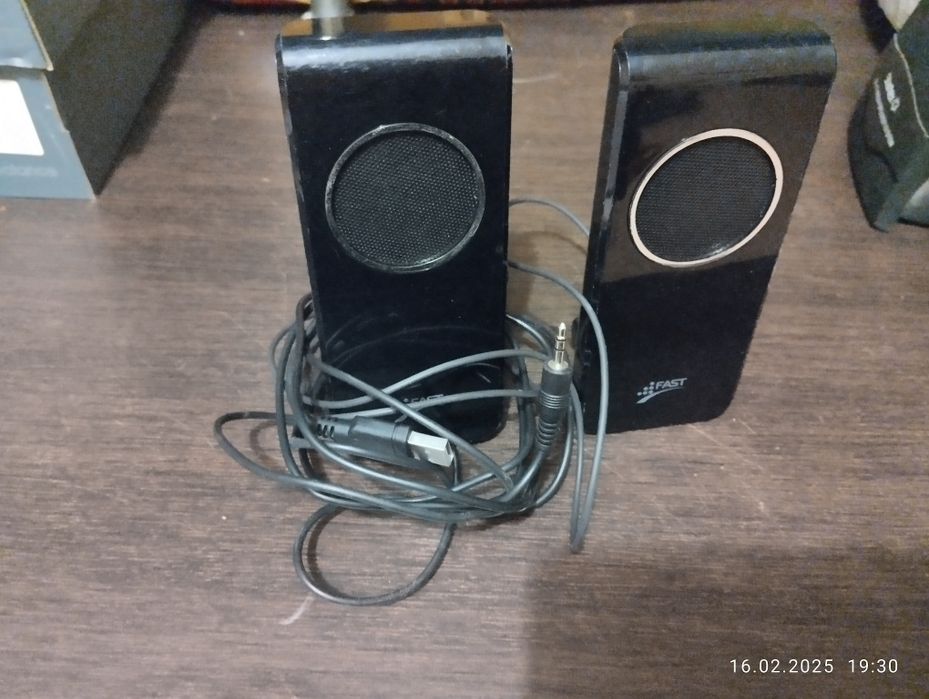Продам дві колонки