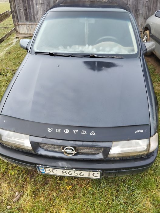 Продам Opel Vectra 1993