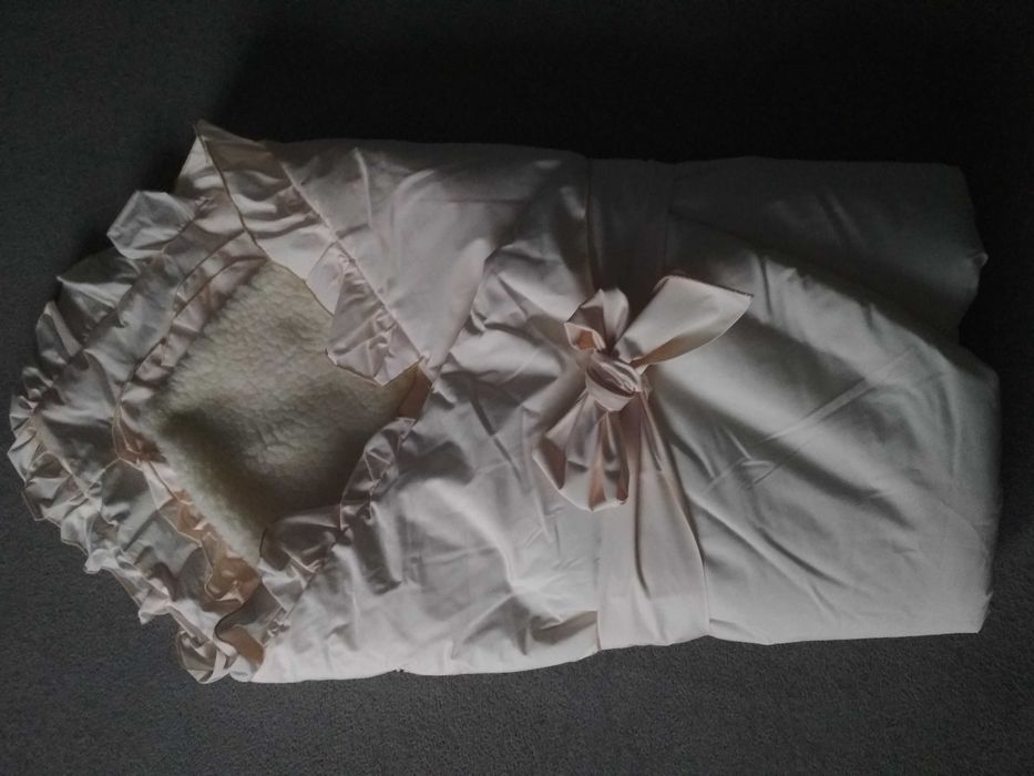 Комплект для виписки з пологового для дівчинки