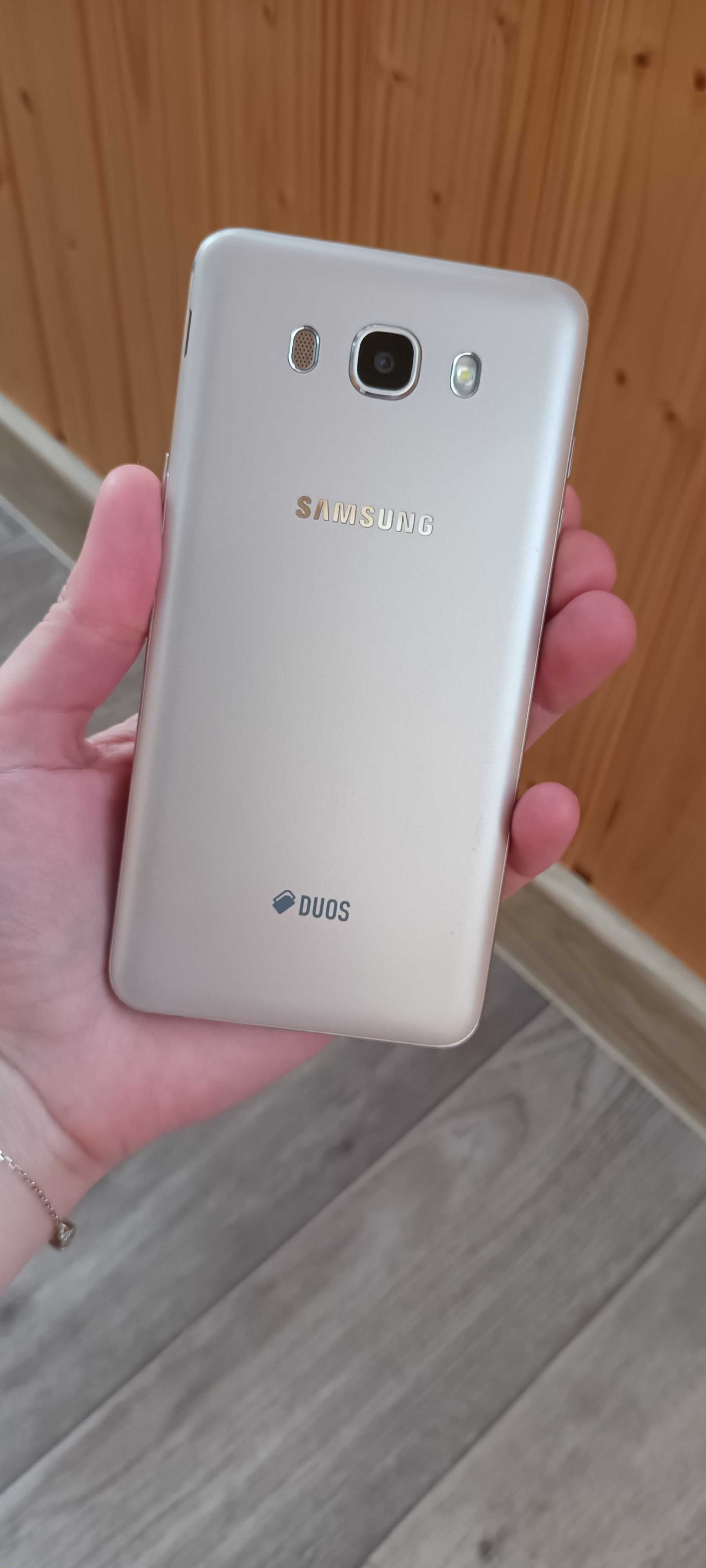 Samsung  j7 2016