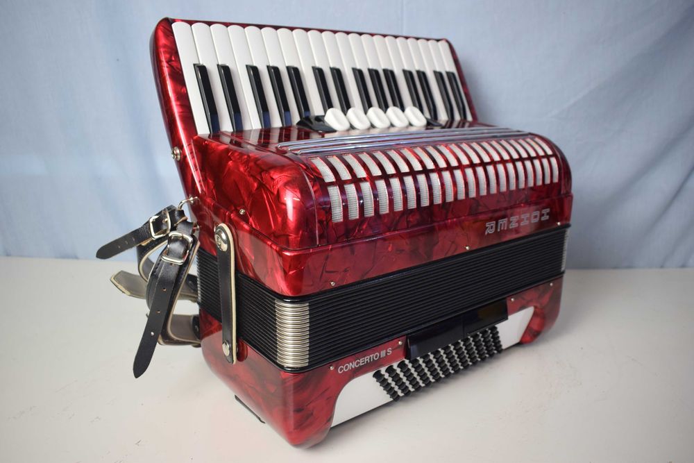 Acordea Hohner Concerto III 63 Voz 72 Baixos N. 50