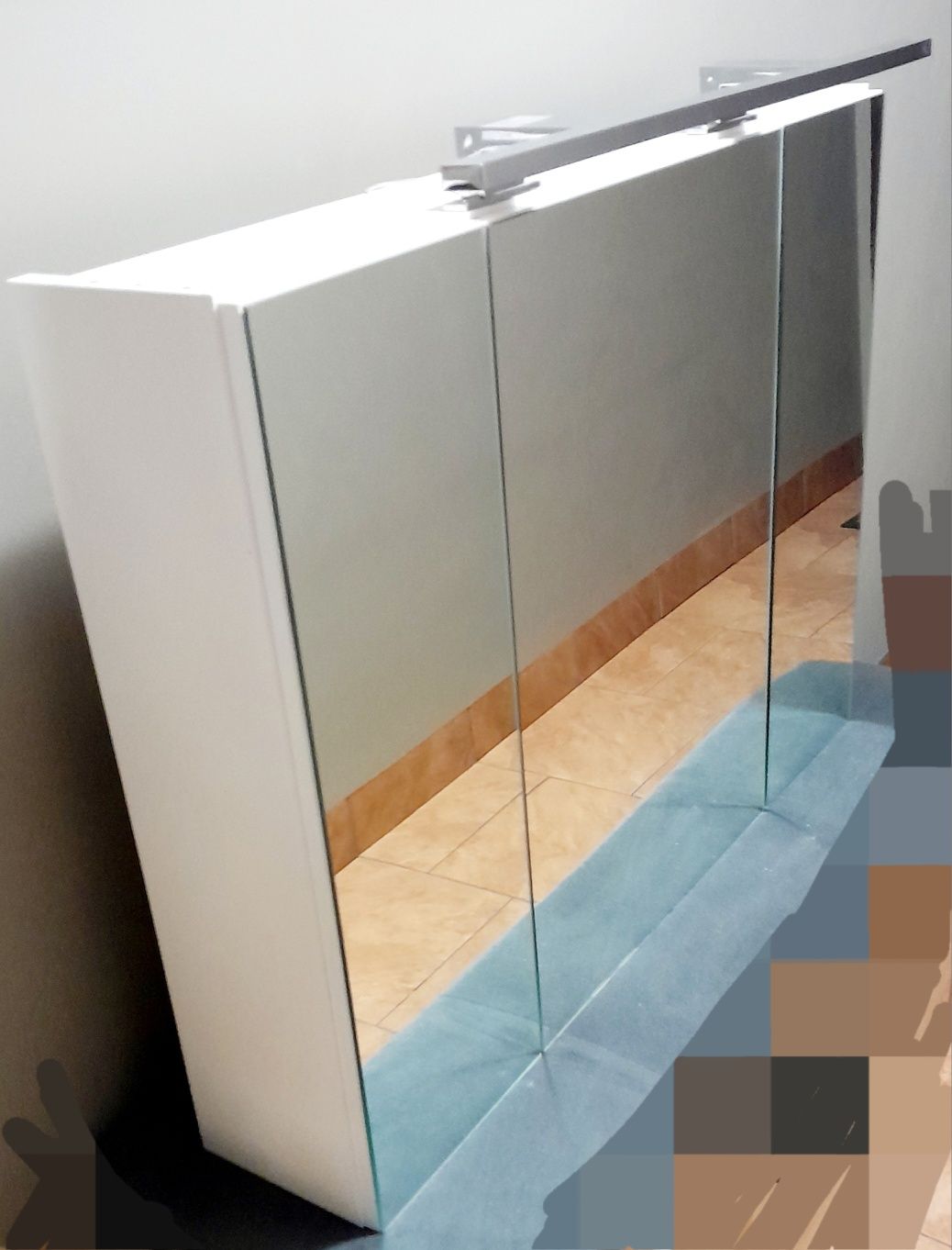 Szafka łazienkowa wisząca lustrzana