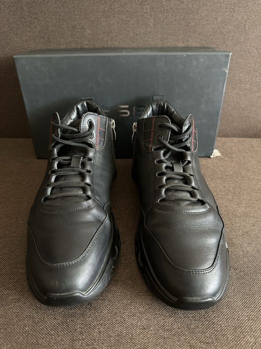 Продам шкіряні чоловічі полуботинки Estro