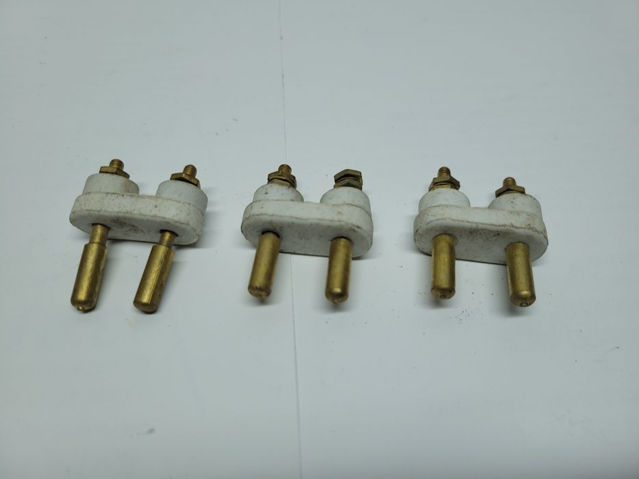 Wtyk grzejny WG-2 ; 10A 250V