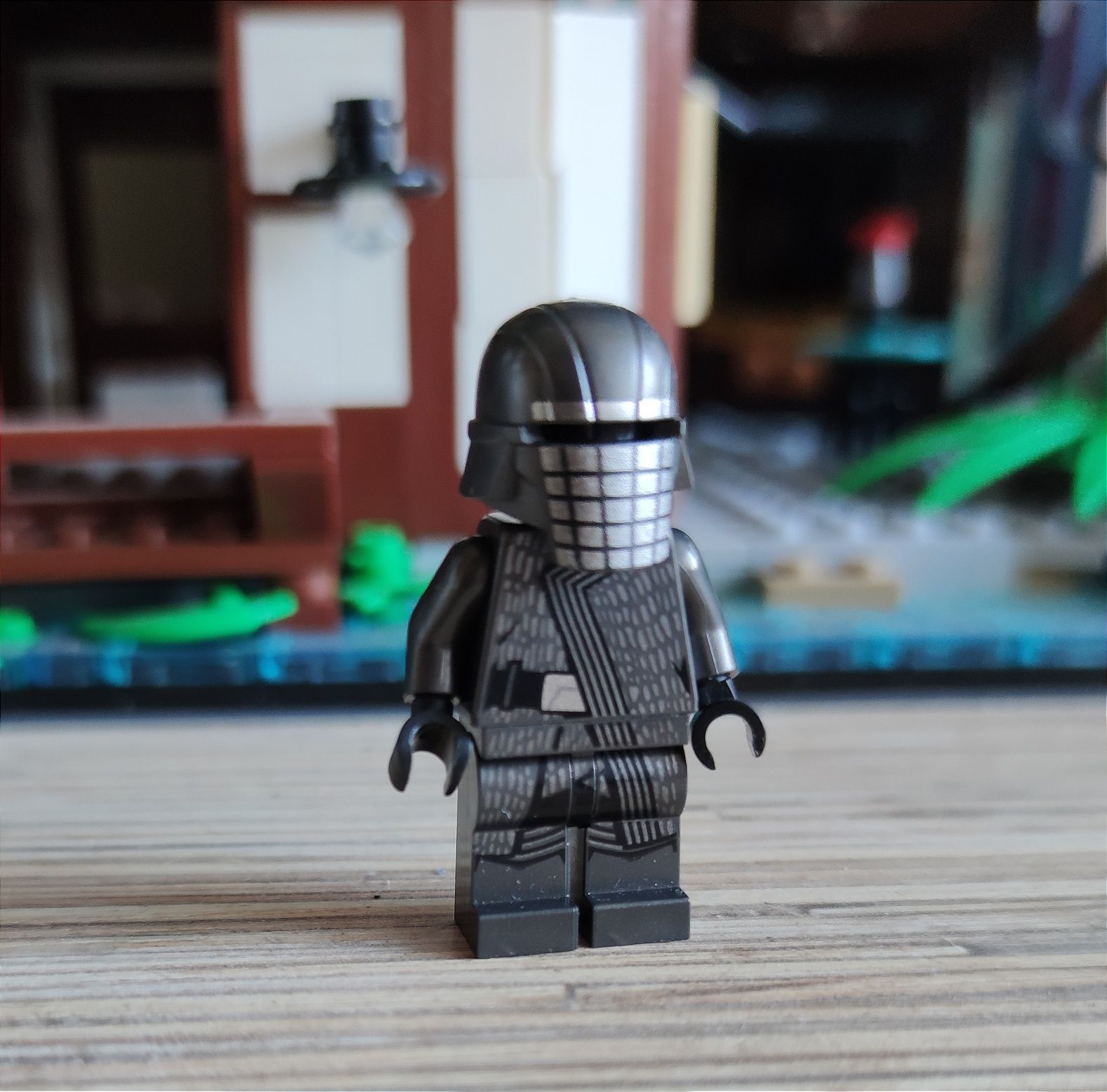 Lego Star Wars минифигурка Knight of Ren Vicrul