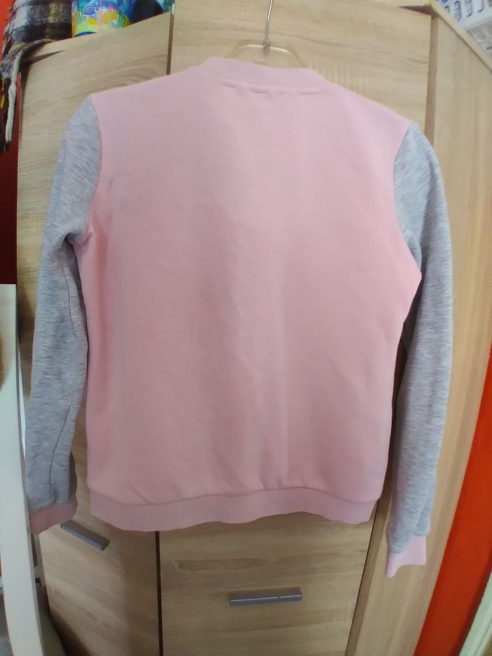 Dziecięca bluza 10-12 lat , 152 cm