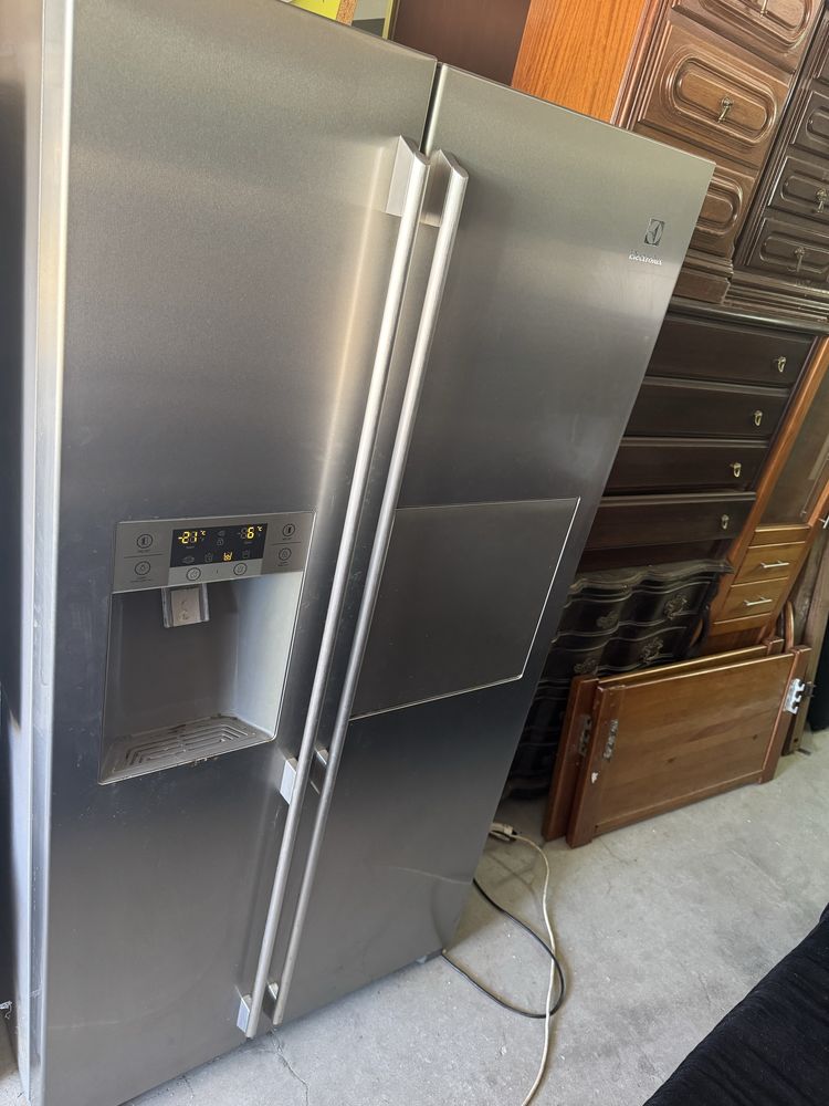 Frigorifico Americano Electrolux
