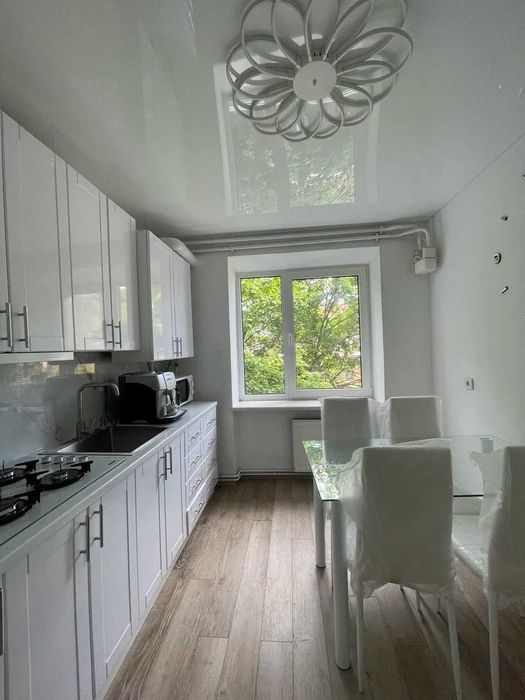 4 кімнатна квартира в ЦЕНТРІ міста | 96м2