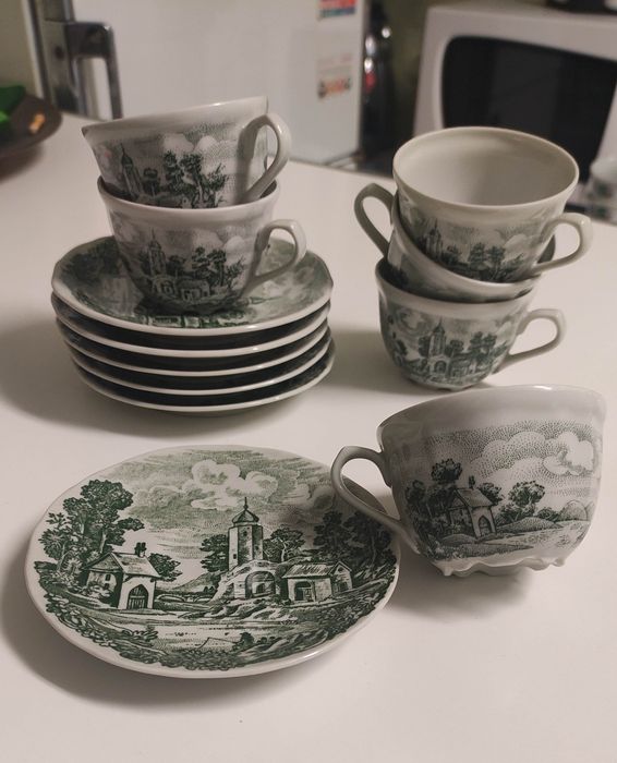 Conjunto de 6 chávenas e pires de café Coimbra S.P.