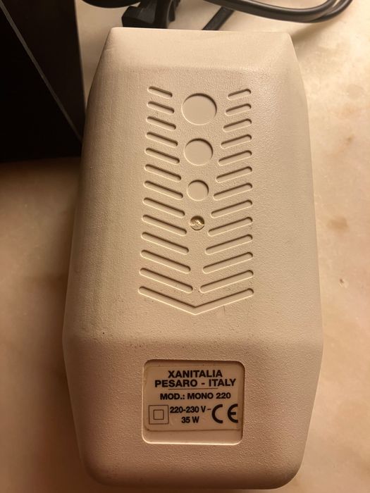 Depilação em casa. Aquecedor de cartuchos de cera. Xanitalia