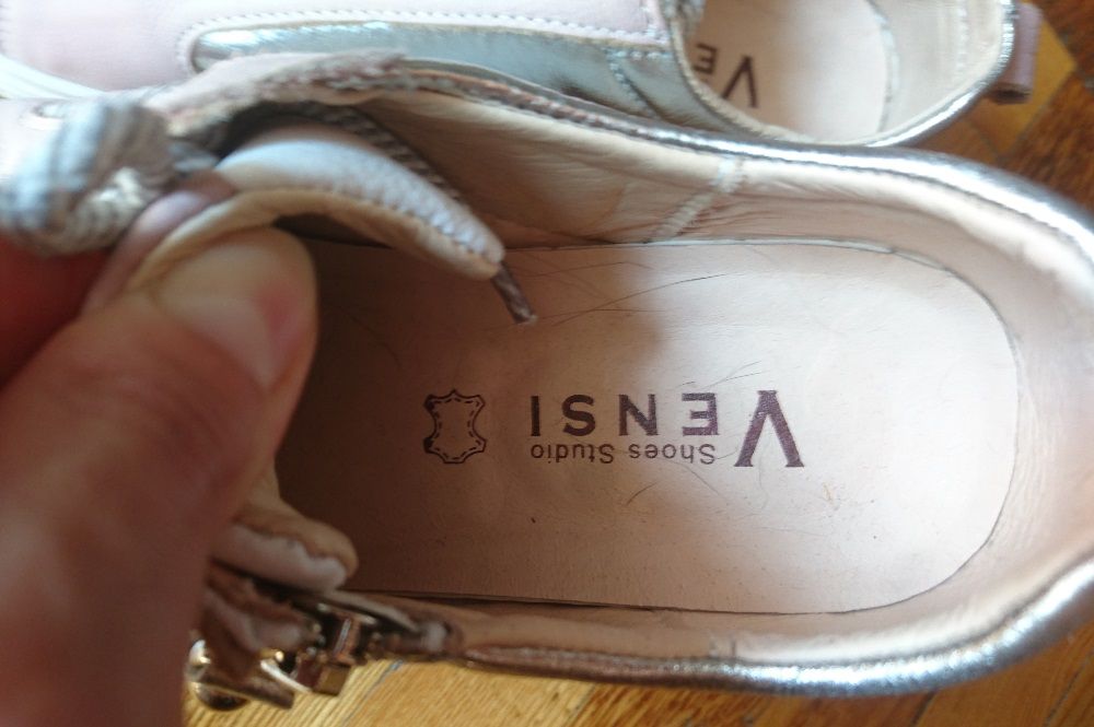 Жіночі кросівки туфлі мокасини Vensi Shoes Studio Нові