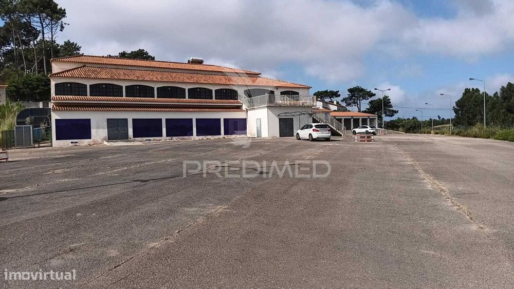 Venda Edifício polivalente estacionamento privado Ericeira